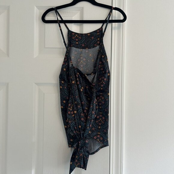 Free People, Small, halter with tie in the back - Picture 3 of 4